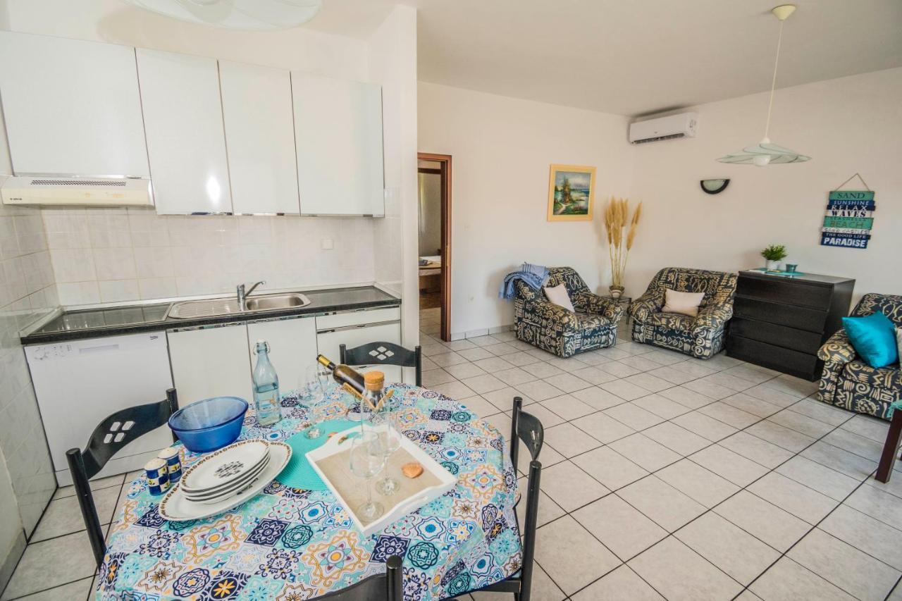 Apartments Pampas Island Pag 帕格 外观 照片